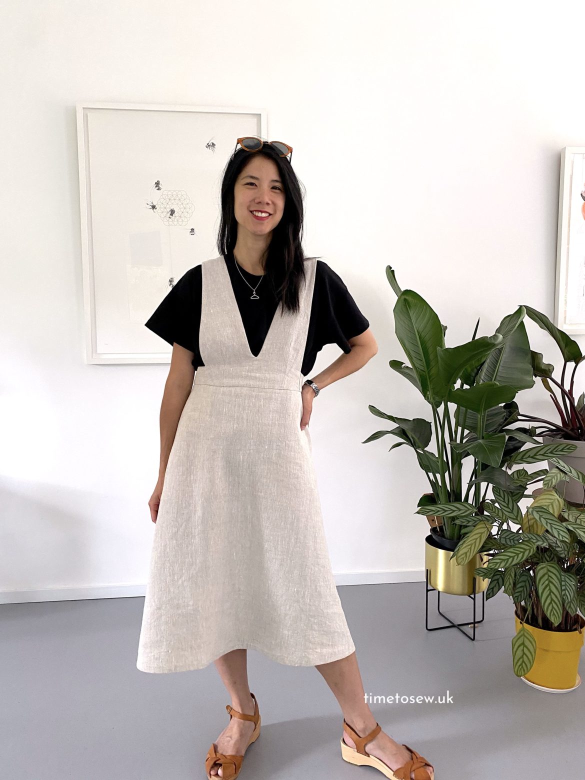 How To Self Draft A Linen Pinafore Wrap Dress – the thread